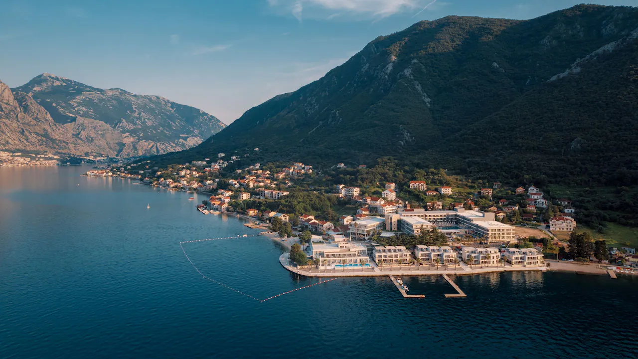 Boost he gezondheid en geniet van wellness en me-time in het 5* spa resort Hyatt Regency Kotor Bay Resort aan de baai van Kotor in Montenegro.