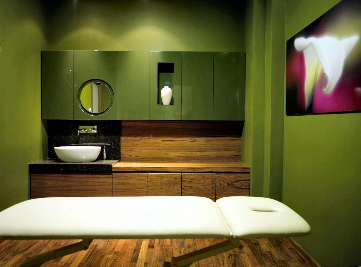 Behandelruimte in het Sloveense spa resort Terme Smarjeske Toplice.