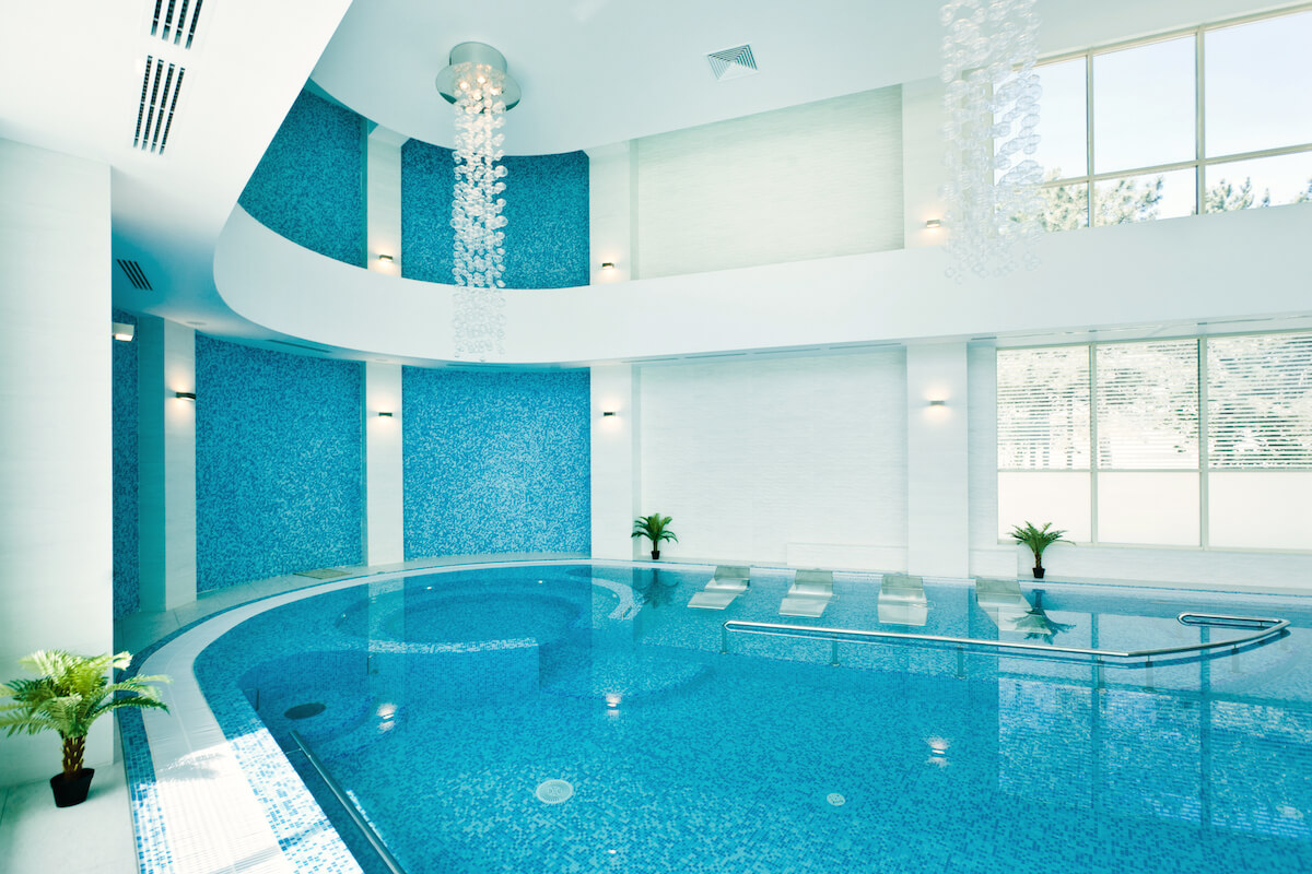 Verwarmd zeewater bassin Mirage MedSpa