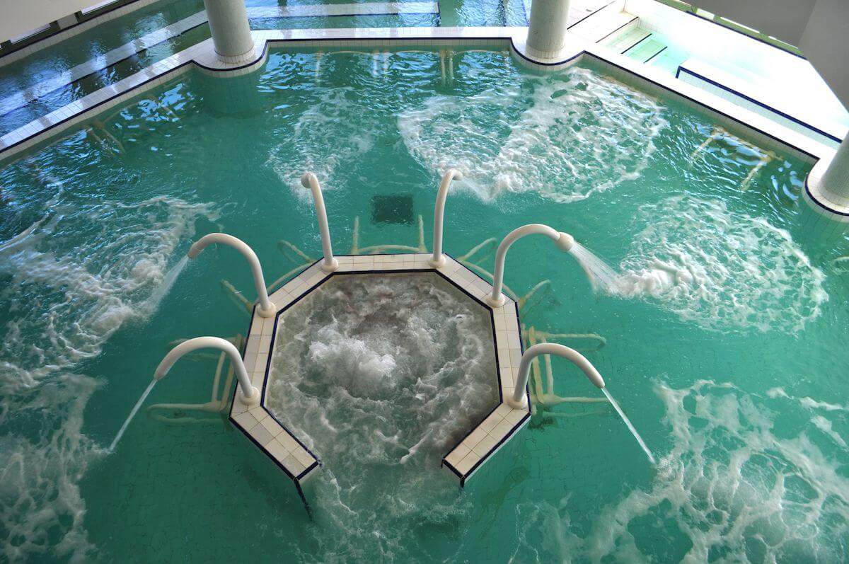 Zeewater pool in Alhambra Thalasso Spa Resort in Yasmine HTunesië)ammamet (