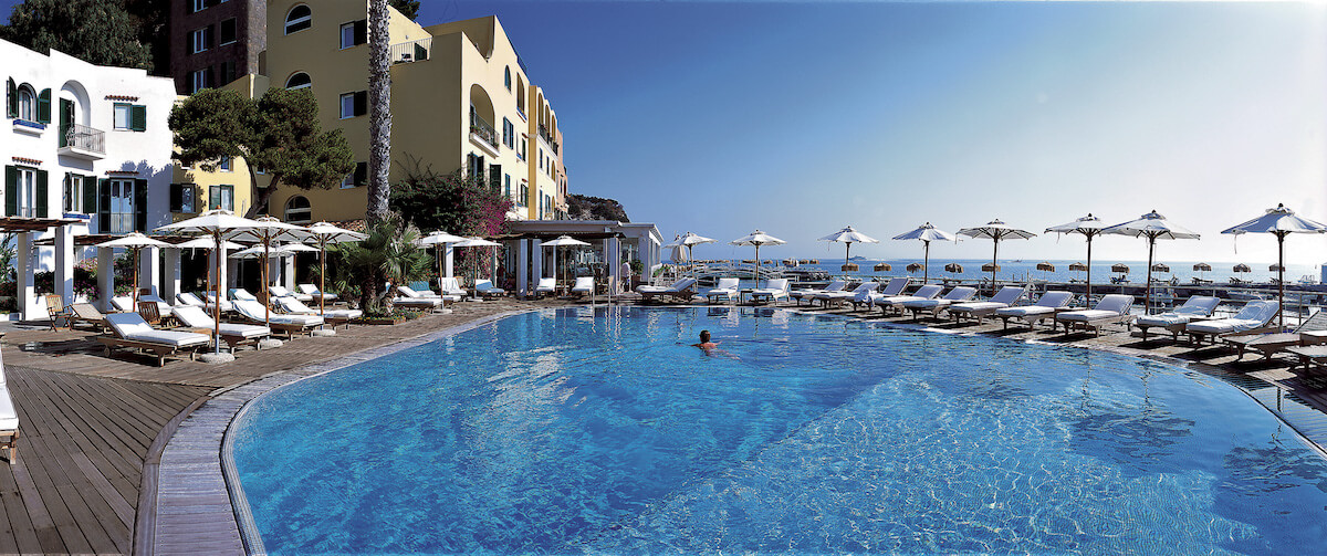 buitenzwembad Regina Isabella Spa Resort