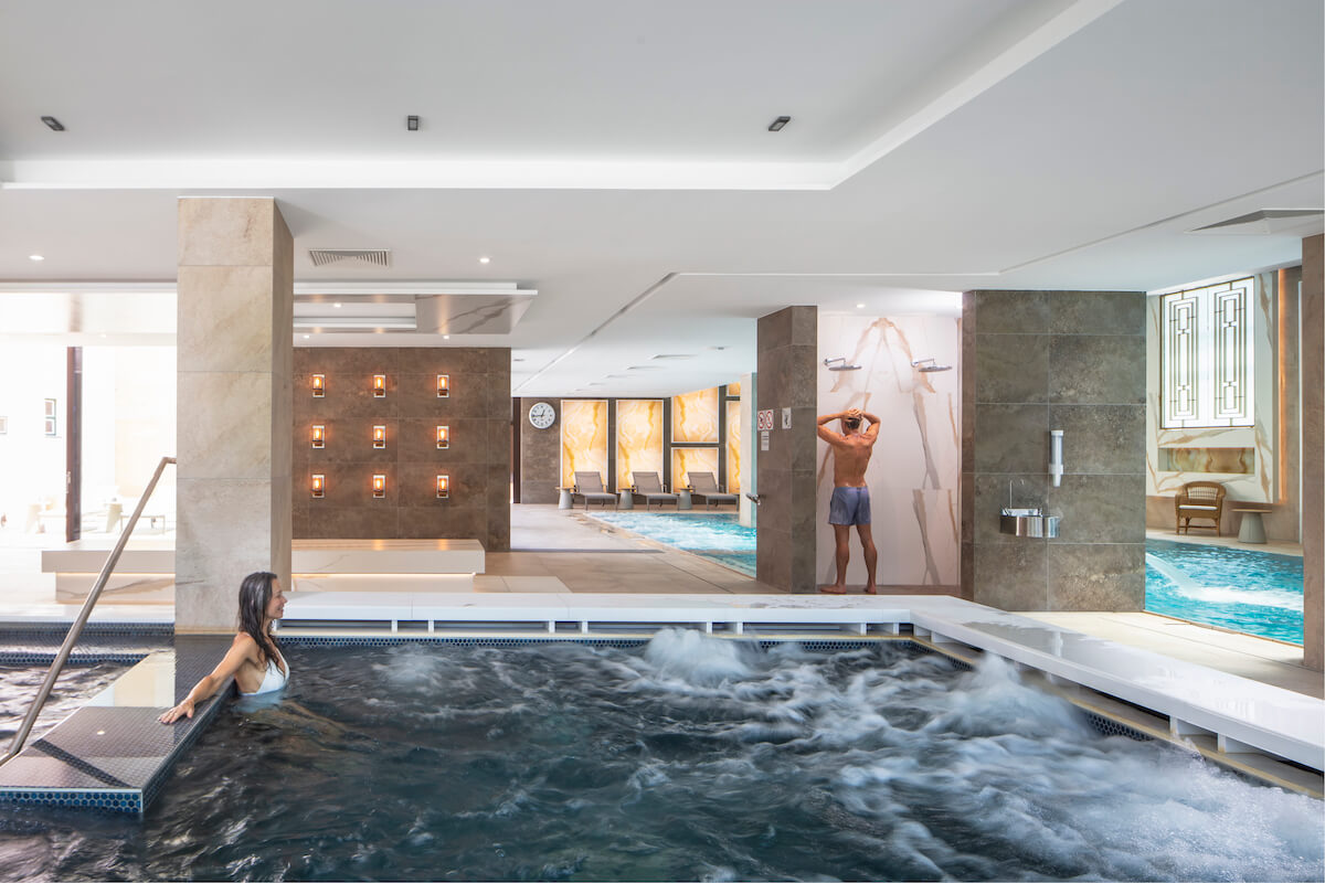 thermale binnenbaden Thermia Palace Health Spa Hotel in het Slowaakse kuuroord Piestany