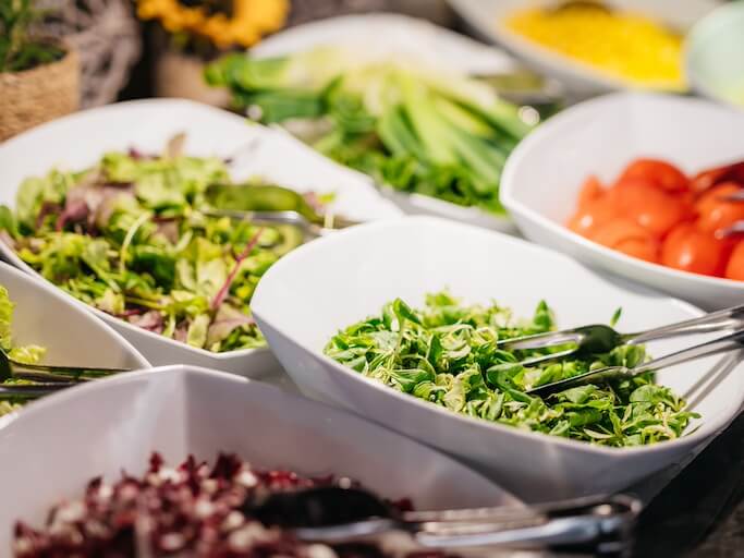Saladbar in buffetrestaurant van Hotel Balnea in Terme Dolenjske Toplice.