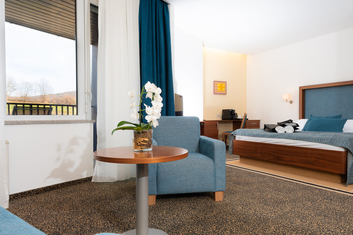 Junior suite in het Sloveense spa resort Terme Smarjeske Toplice.