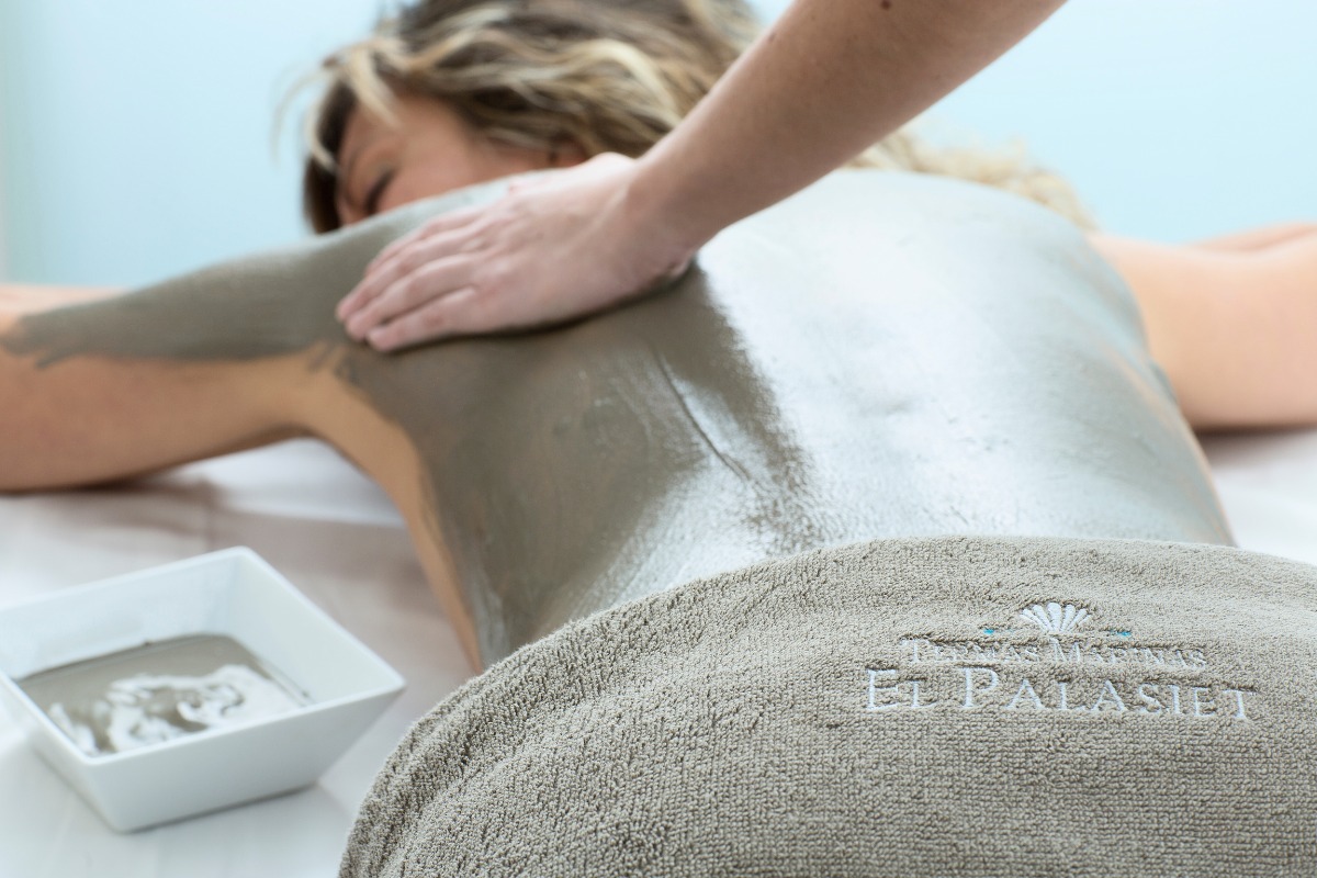 Modderpakking in Palasiet Thalasso Clinic & Hotel.